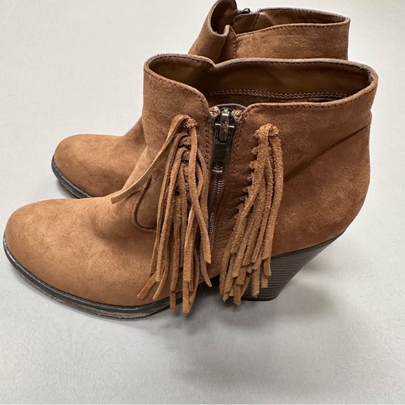 MIA Lissa chestnut brown fringe zipper heeled booties ankle boots, women’s 8.5 - Picture 7 of 10